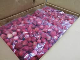 [Extra Natural] IQF Frozen Strawberry 1kg/pack (10 packs per carton) - image 2