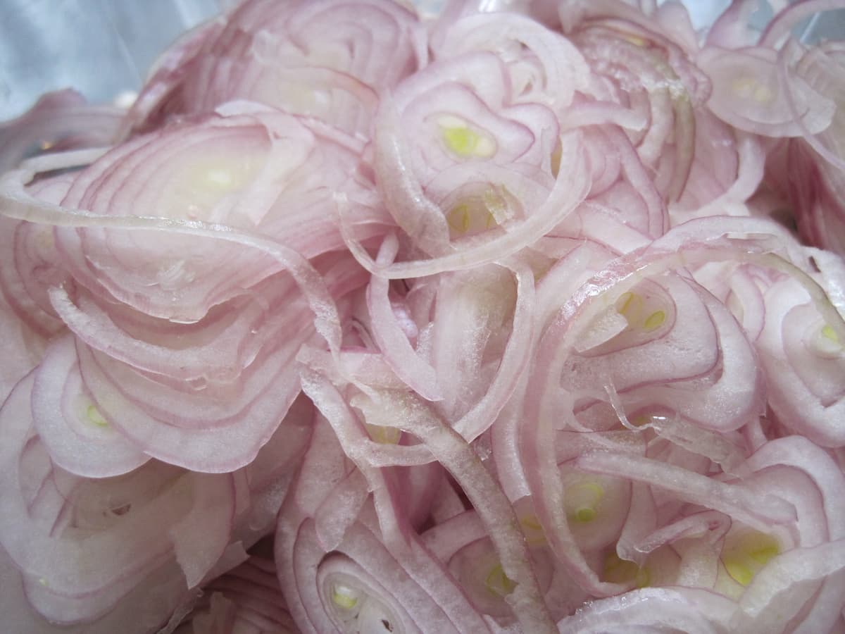 Shallot Sliced - 3mm (sold per kg)