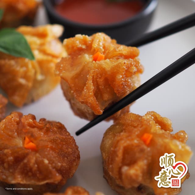 Ginger & Spring Onions with Chicken Flower Style Dumpling 15pcs/pack (sold per pack) 炸姜葱石榴花