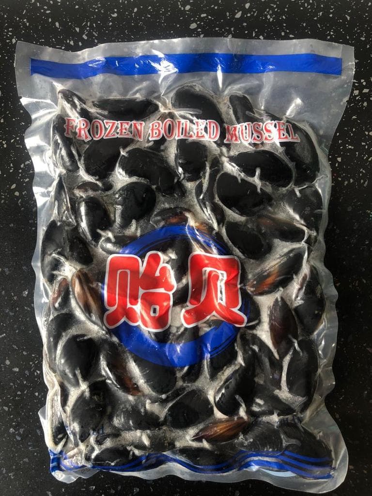 Black Mussels 900g± (2lb) (sold per pack)