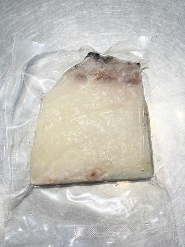 Giant Grouper 龙趸 (0.9-1kg) (sold per pack)