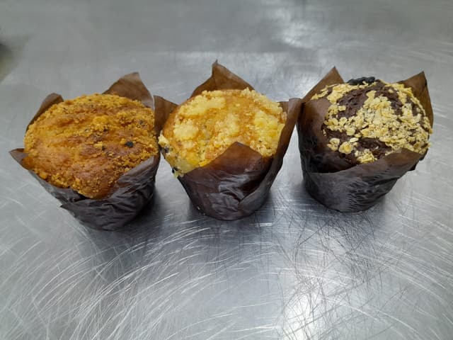Assorted Muffin 150g/pc (Sold per Pc) (Items in Description)