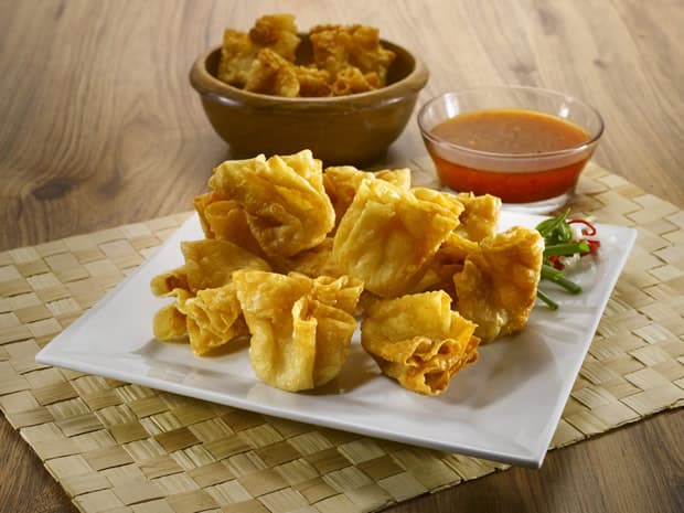 Deep Fried Seafood Wantan (28-30pcs) 800g per pack