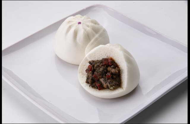 Black Pepper Chicken Pau 6 pieces/pack (sold per pack)